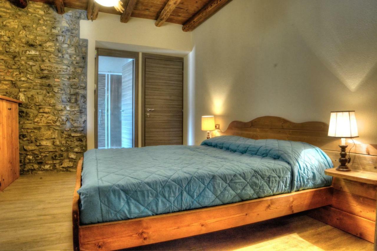 Cascina Del Sole Villa Asso Exterior photo
